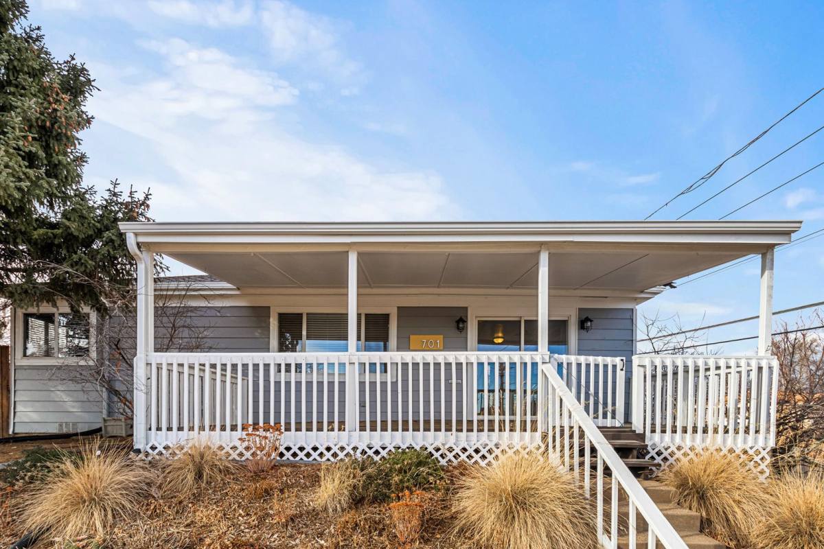 House for rent at 701 S Navajo St, Denver, CO 80223