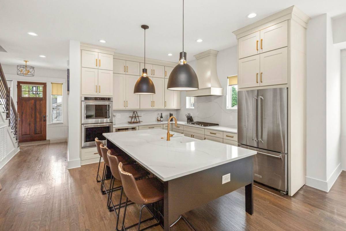 House for rent at 924 Jackson St, Nashville, TN 37208