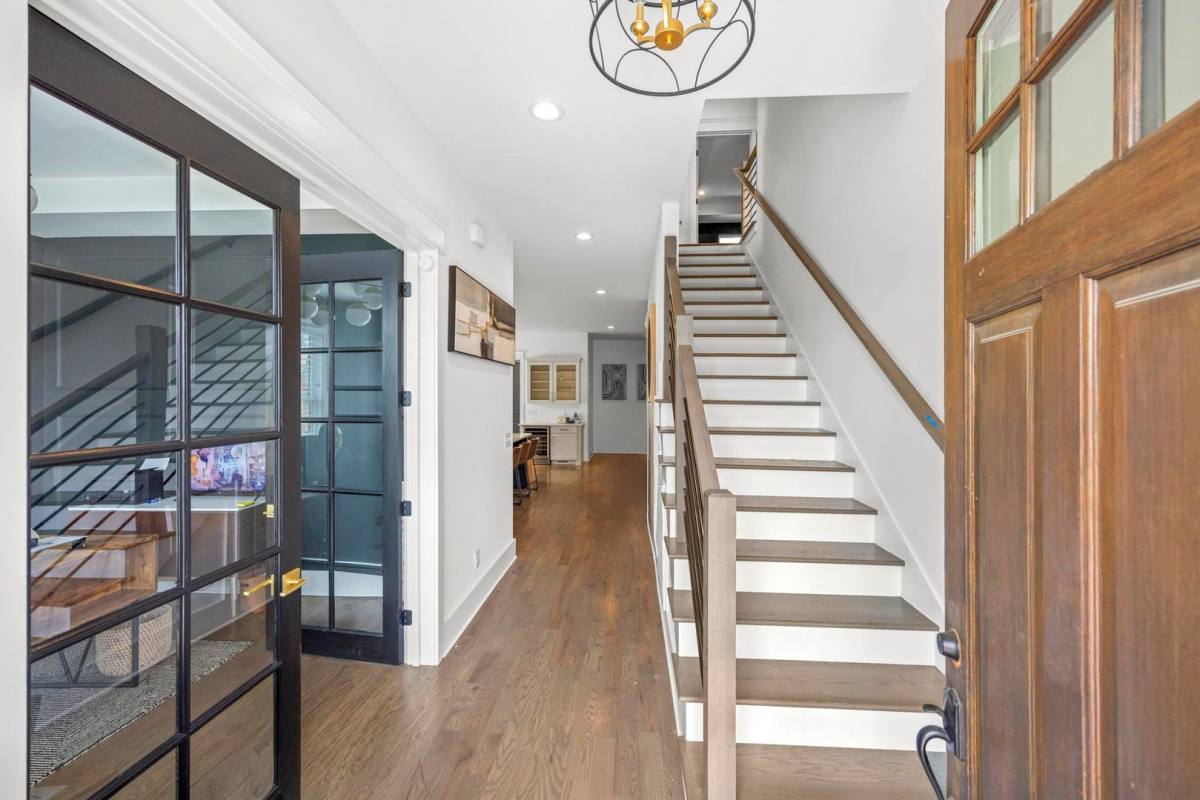 House for rent at 924 Jackson St, Nashville, TN 37208