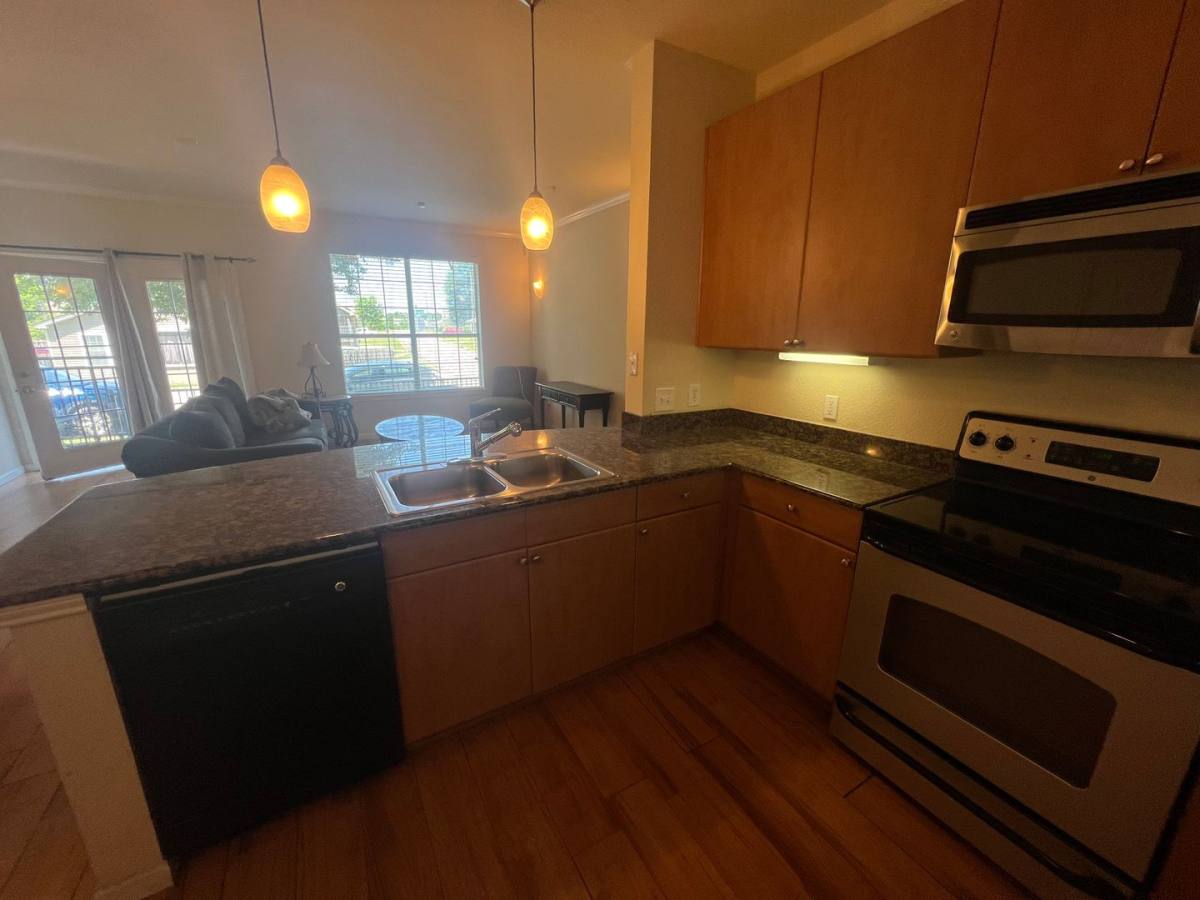 Condo for rent at 1901 5th Ave E, Tuscaloosa, AL 35401