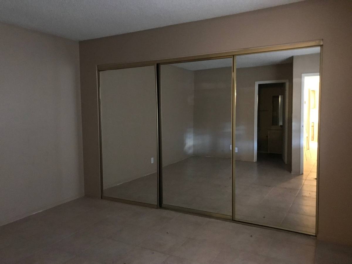 Apartment for rent at 429 N Lamb Blvd, Las Vegas, NV 89110
