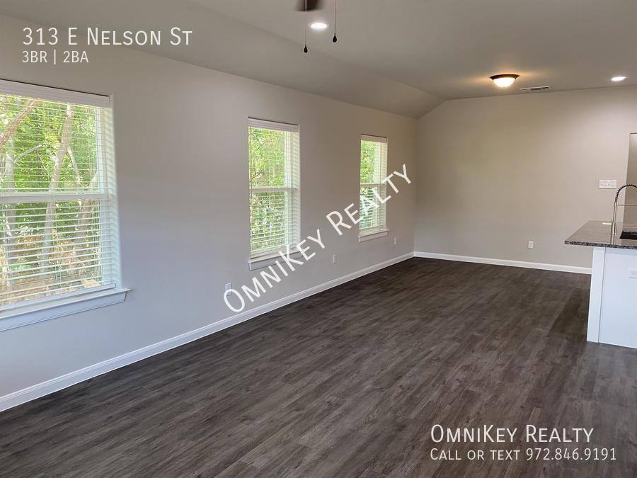 House for rent at 313 E Nelson St, Denison, TX 75021