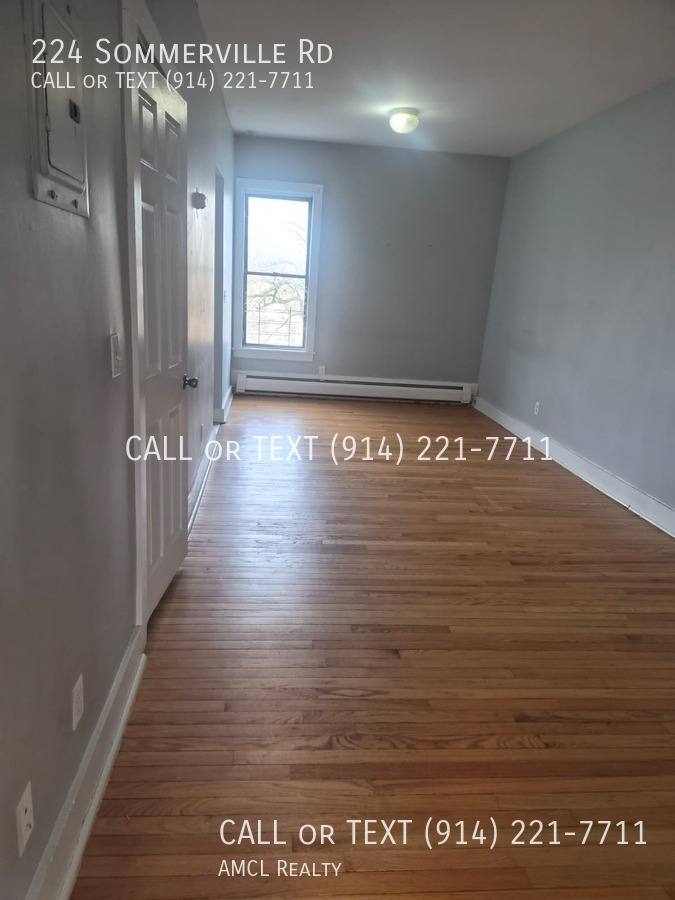 Apartment for rent at 224 Sommerville Rd, Yonkers, NY 10703