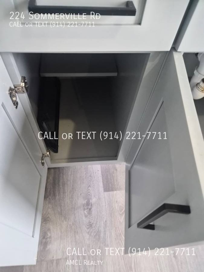 Apartment for rent at 224 Sommerville Rd, Yonkers, NY 10703