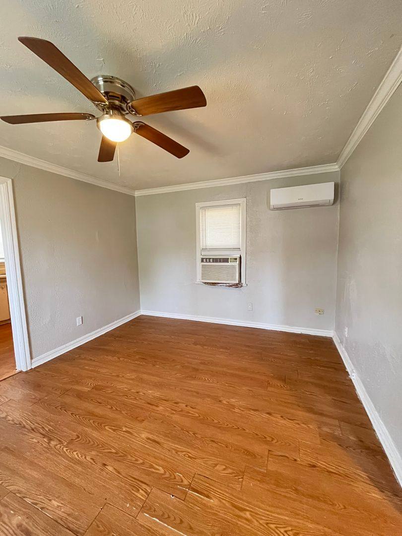 House for rent at 313 W Peach St, Oklahoma City, OK 73110