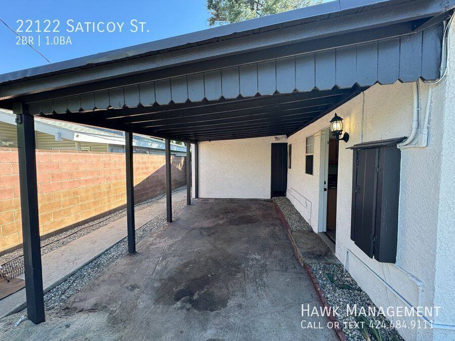 Apartment for rent at 22122 Saticoy St, Canoga Park, CA 91303