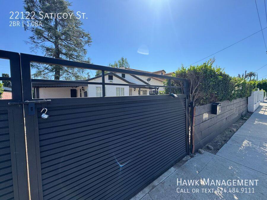 Apartment for rent at 22122 Saticoy St, Canoga Park, CA 91303