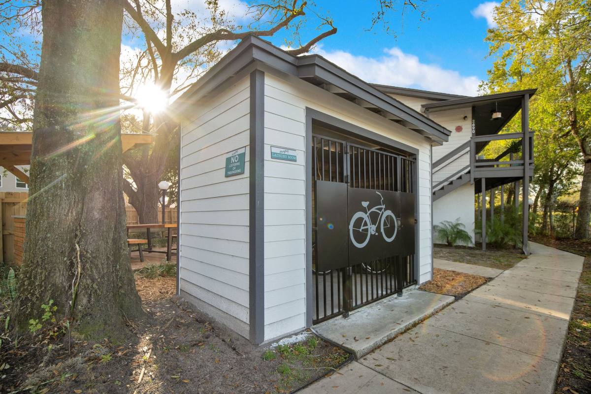 Apartment for rent at 2690-2694 Curry Ford Rd, Orlando, FL 32806