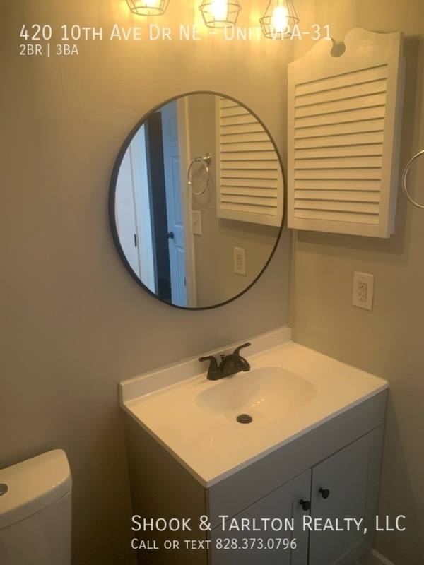Townhouse for rent at 420 10th Ave Dr NE #31, Hickory, NC 28601