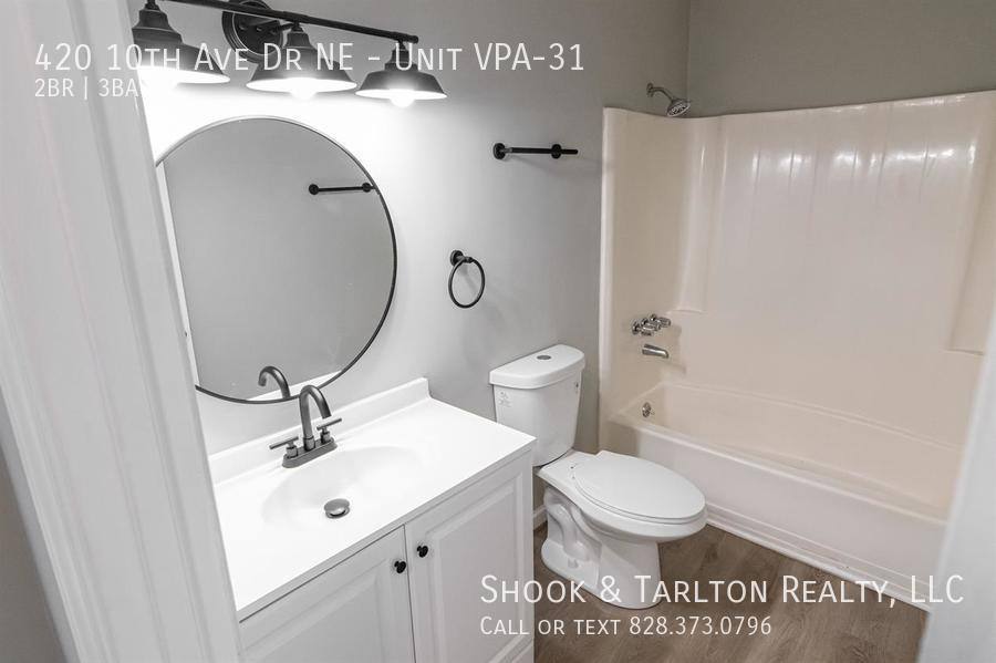 Townhouse for rent at 420 10th Ave Dr NE #31, Hickory, NC 28601