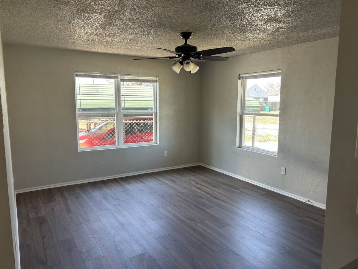 House for rent at 1438 NE 27th St, Oklahoma City, OK 73111