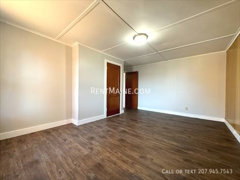 Apartment for rent at 17 Boutelle Ave #7, Waterville, ME 04901