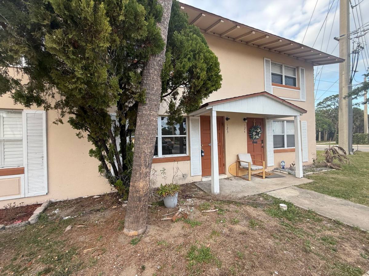 House for rent at 1600 S Palmetto Ave #123, Daytona Beach, FL 32114