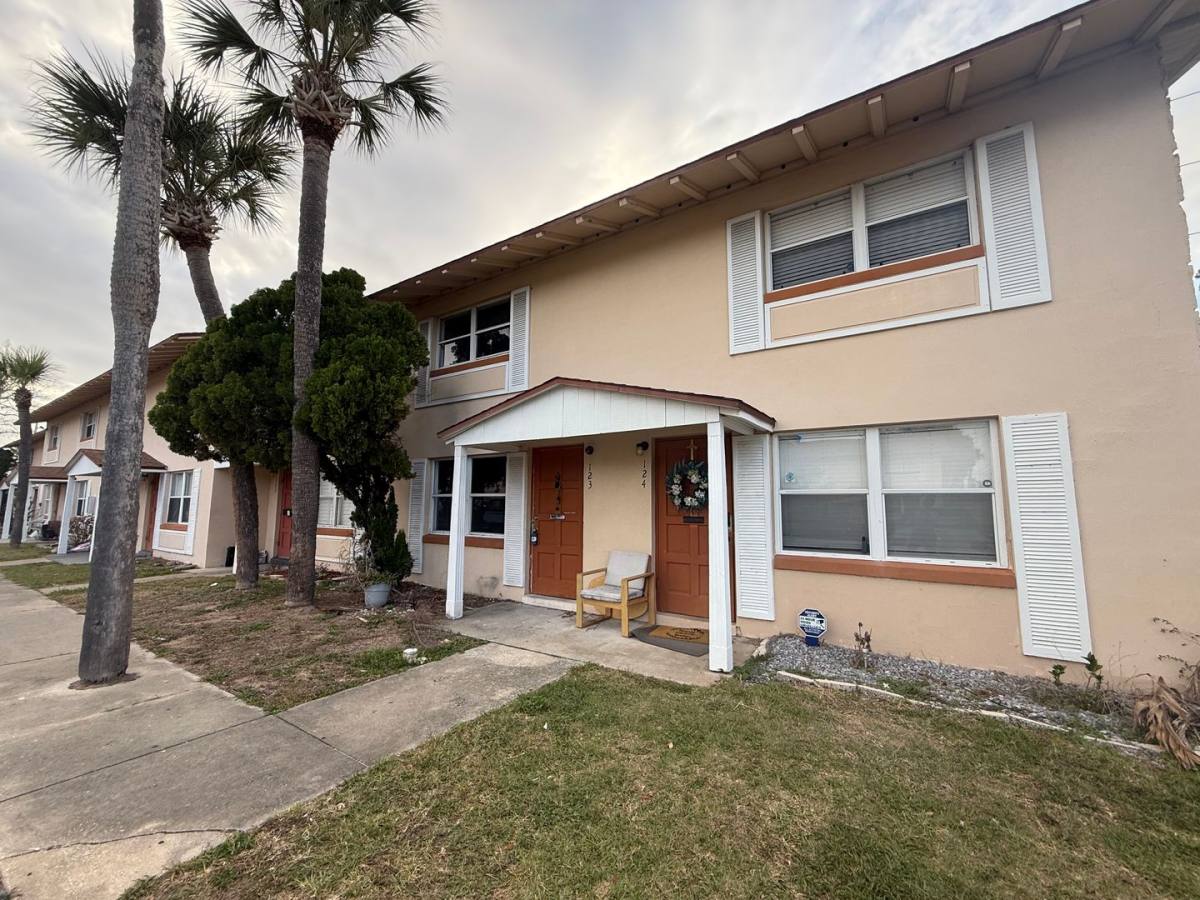 House for rent at 1600 S Palmetto Ave #123, Daytona Beach, FL 32114