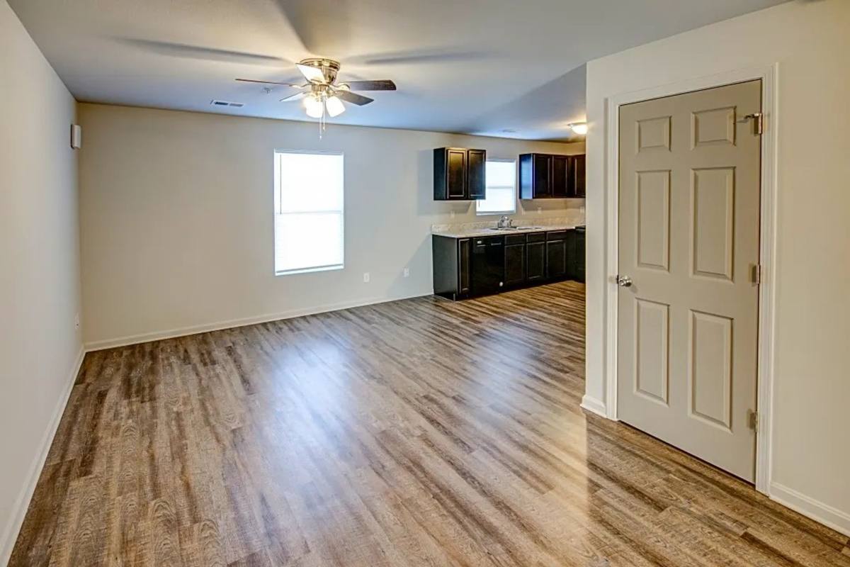 Apartment for rent at 220 W Garfield Ave, Princeton, IN 47670