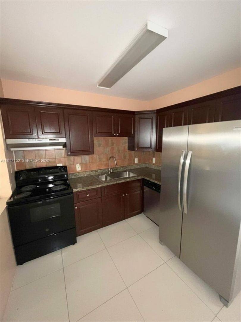 House for rent at 14215 NE 9th Ave, Miami, FL 33161