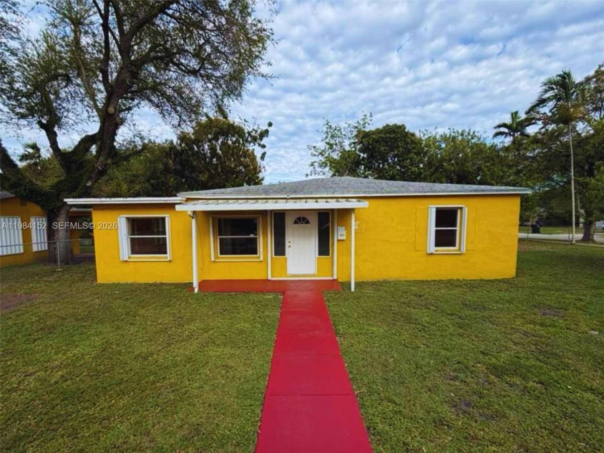 House for rent at 14215 NE 9th Ave, Miami, FL 33161