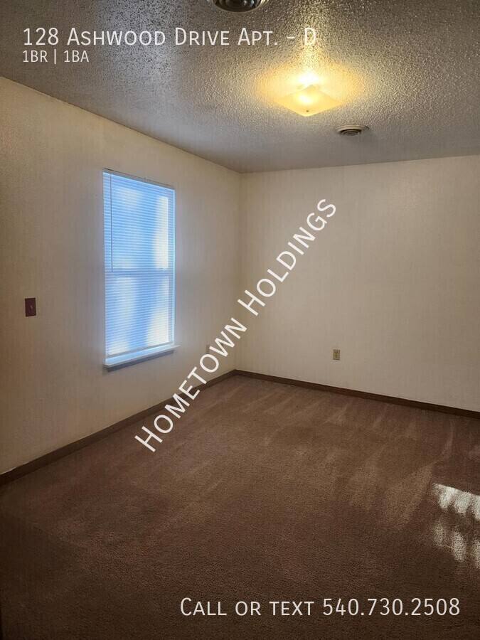 Apartment for rent at 128 Ashwood Dr #D, Tazewell, VA 24651