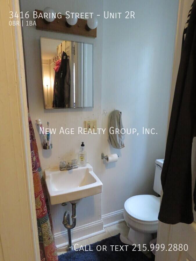 Apartment for rent at 3416 Baring St #2R, Philadelphia, PA 19104