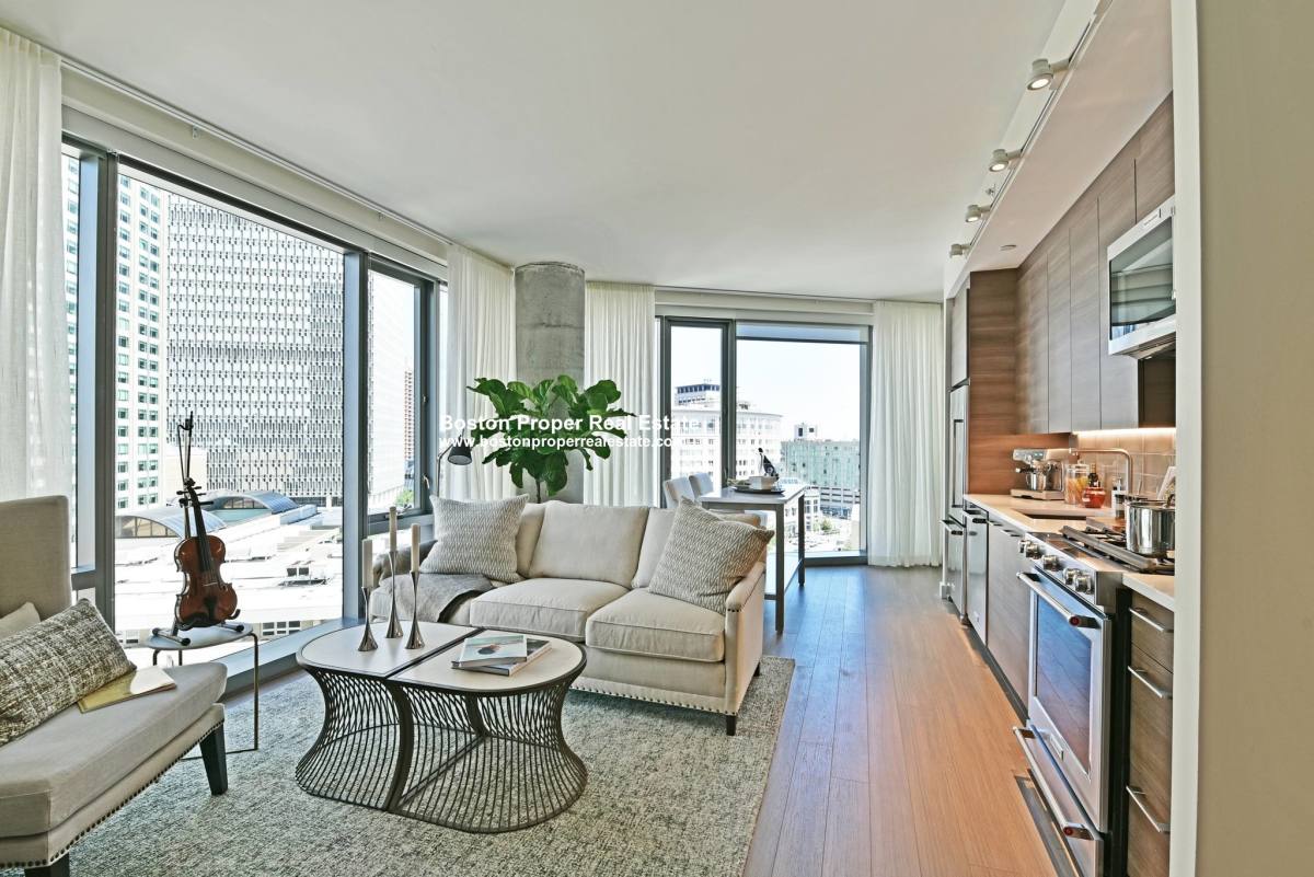 Apartment for rent at 30 Dalton #2106, Boston, MA 02115