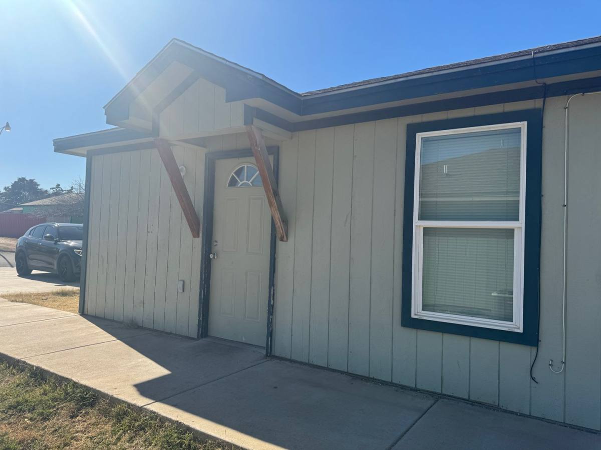 Apartment for rent at 332 37th St, Lubbock, TX 79404