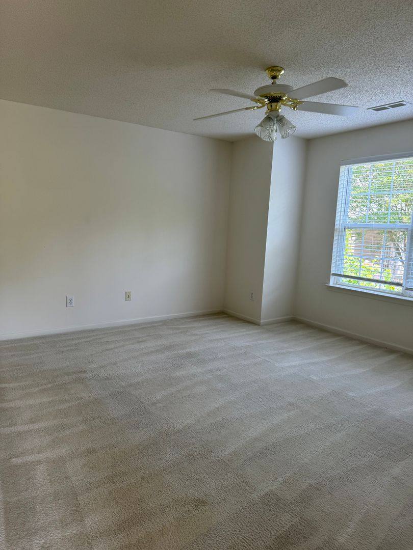 Apartment for rent at 301 Settlement Dr, Williamsburg, VA 23188