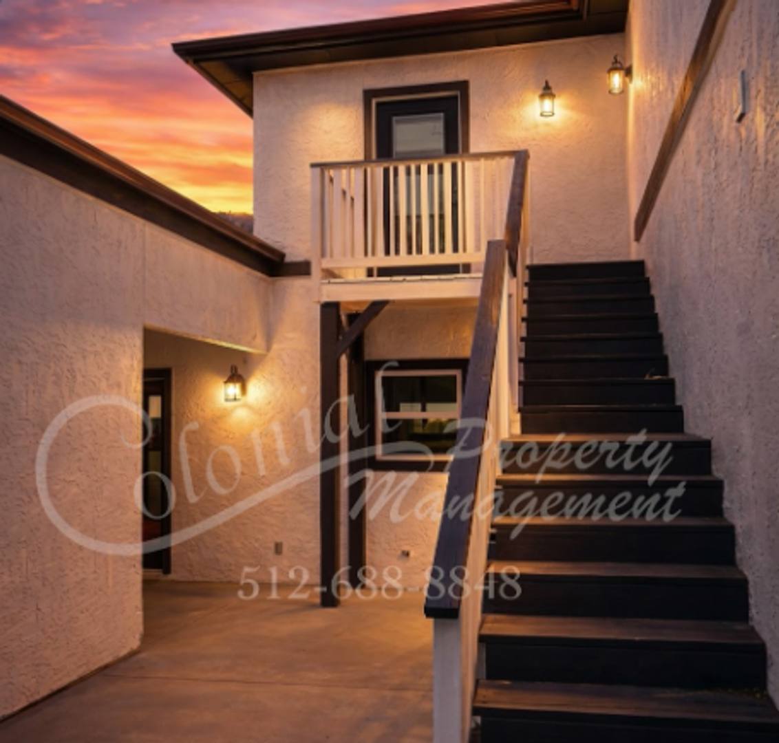 Townhouse for rent at 426 Seawind - B, Austin, TX 78734