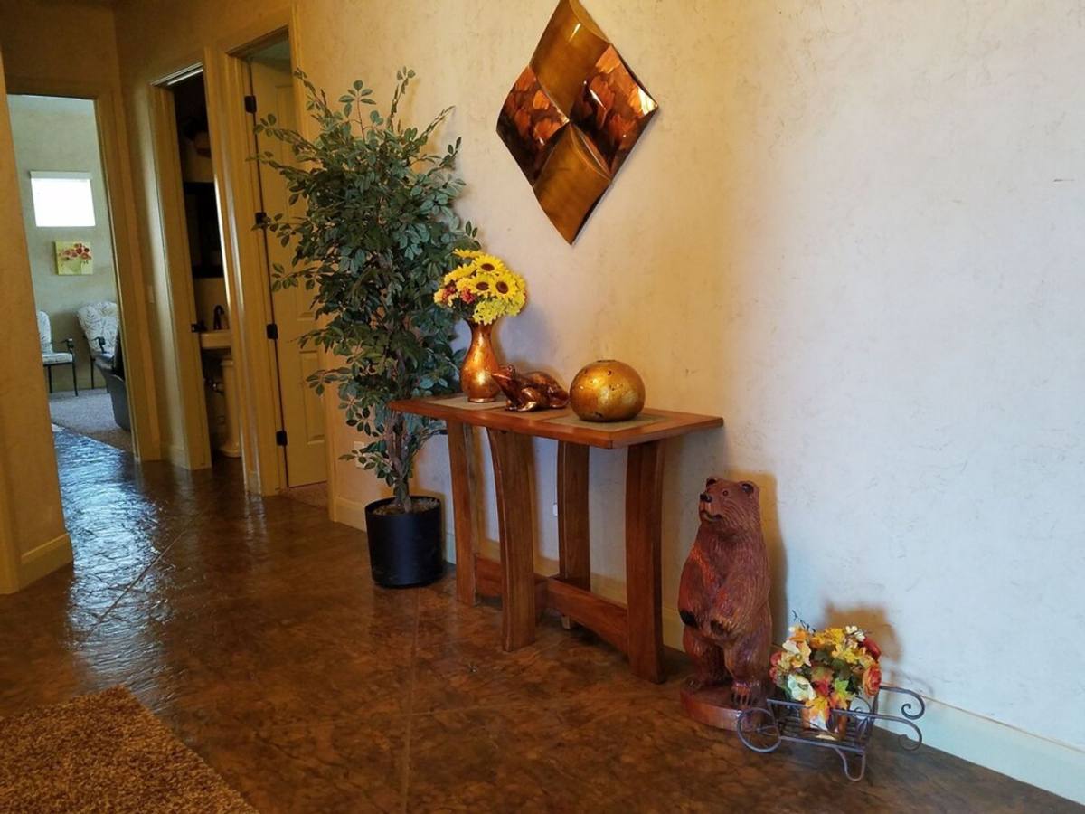 House for rent at 156 S Crest Line Dr, Saint George, UT 84790
