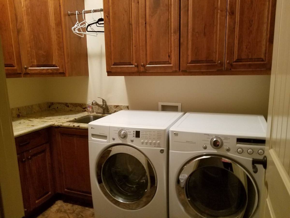 House for rent at 156 S Crest Line Dr, Saint George, UT 84790
