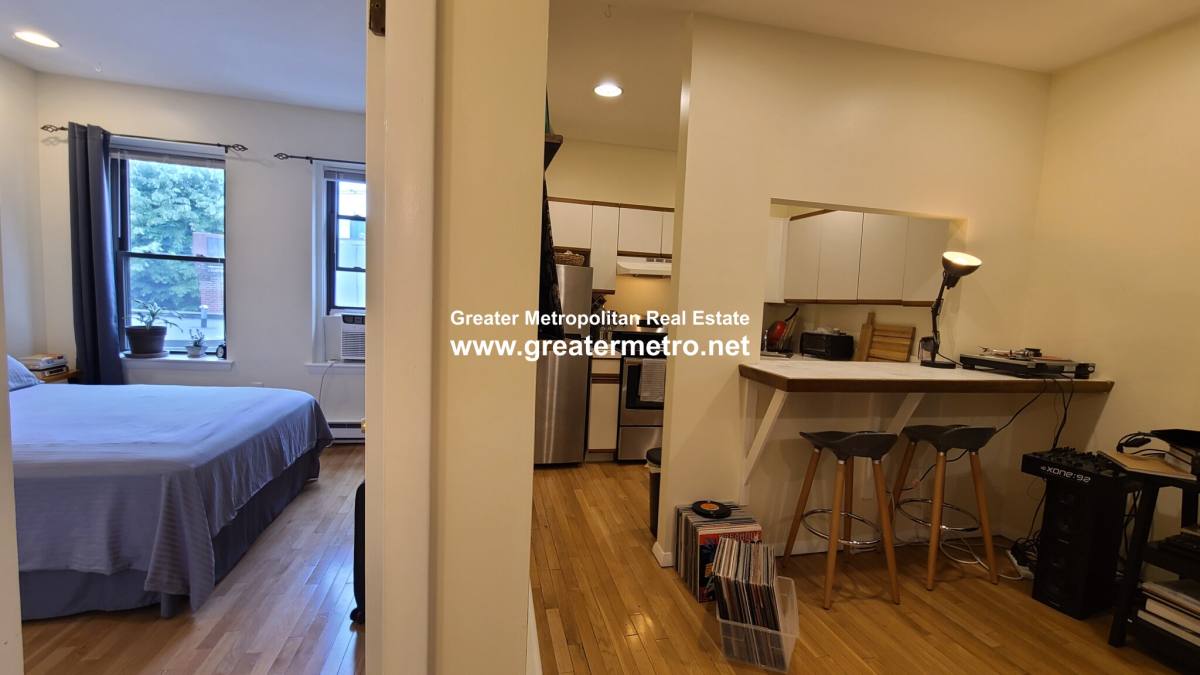 Apartment for rent at 16 Foster St #8, Boston, MA 02109