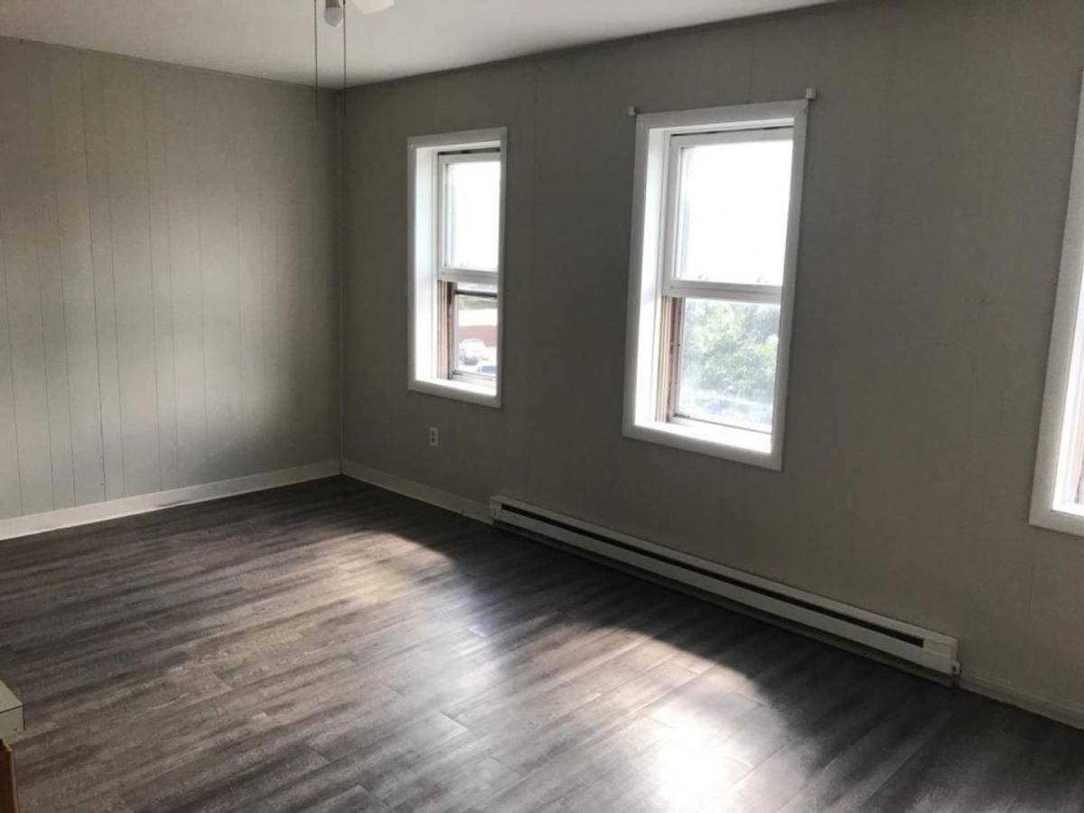 Apartment for rent at 17 E Louther St #3, Carlisle, PA 17013