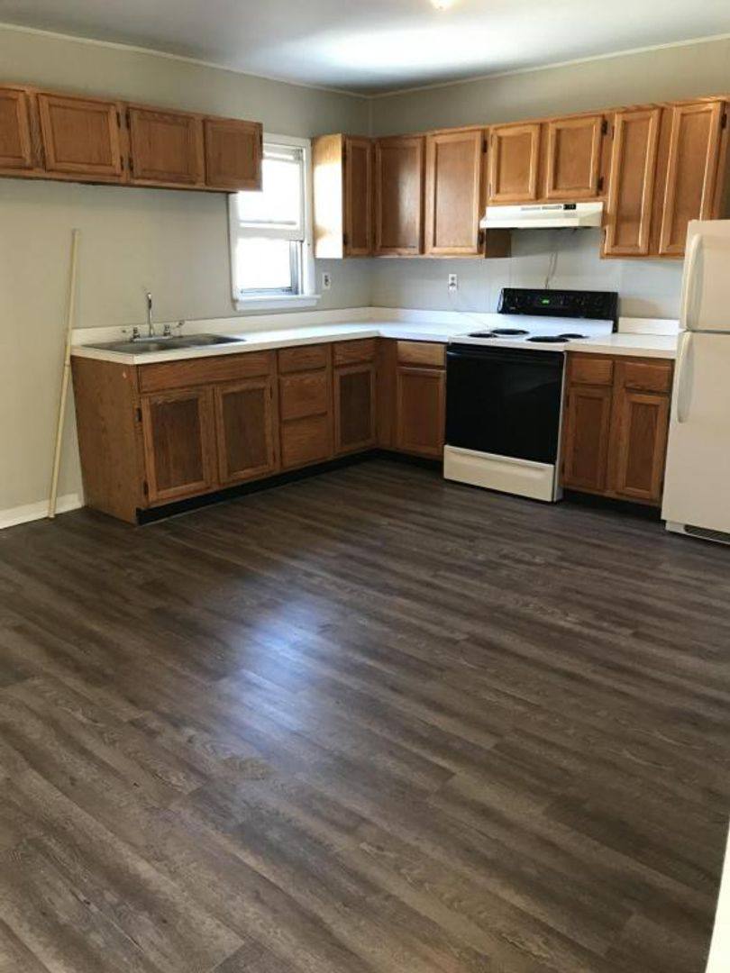 Apartment for rent at 17 E Louther St #3, Carlisle, PA 17013