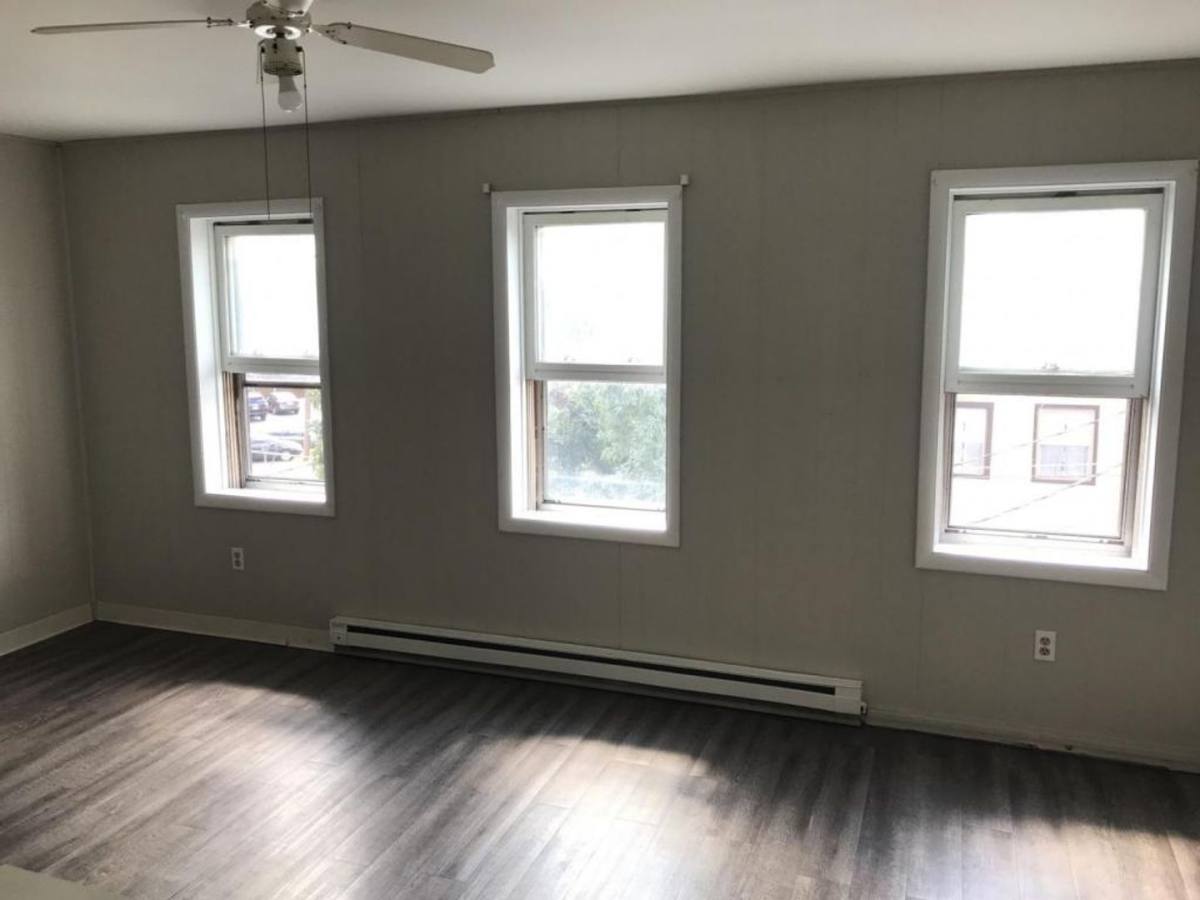 Apartment for rent at 17 E Louther St #3, Carlisle, PA 17013