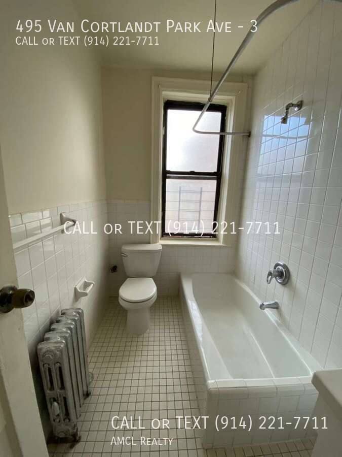 Apartment for rent at 495 Van Cortlandt Park Ave #3, Yonkers, NY 10705