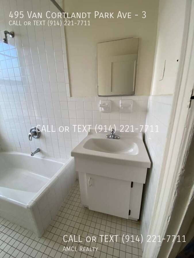 Apartment for rent at 495 Van Cortlandt Park Ave #3, Yonkers, NY 10705