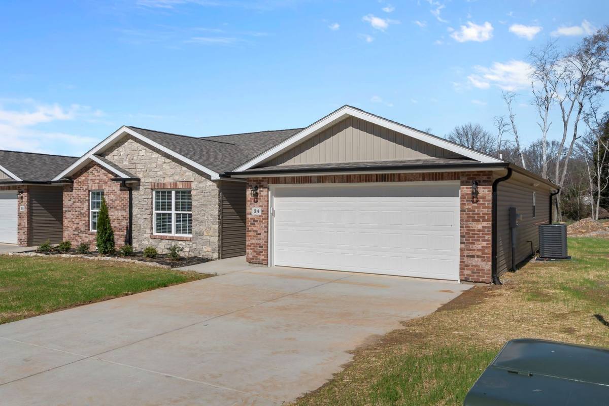 Apartment for rent at 34 38 Benton Hill Lane, Cape Girardeau, MO 63701