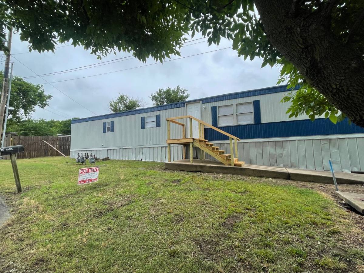 Apartment for rent at 127 - 147 NE Howard Ave, Bartlesville, OK 74006