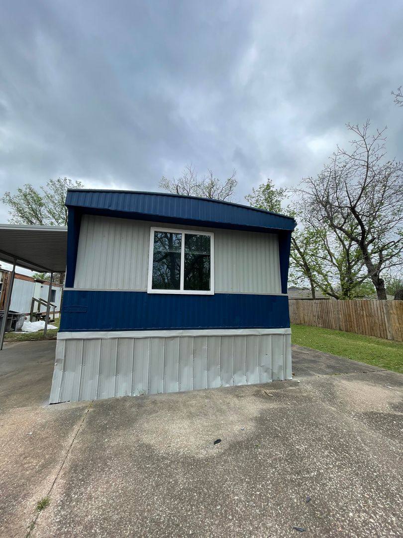 Apartment for rent at 127 - 147 NE Howard Ave, Bartlesville, OK 74006