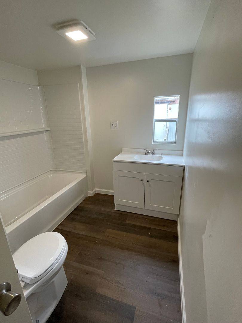 Apartment for rent at 127 - 147 NE Howard Ave, Bartlesville, OK 74006