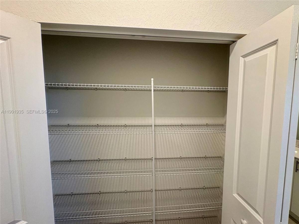 Townhouse for rent at 1020 SE 26th Terrace, Homestead, FL 33035
