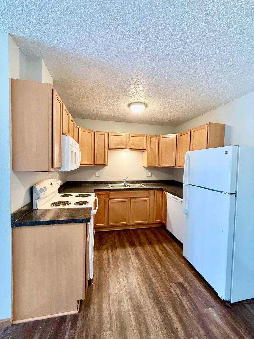 Apartment for rent at 525 10th Ave SE, Valley City, ND 58072