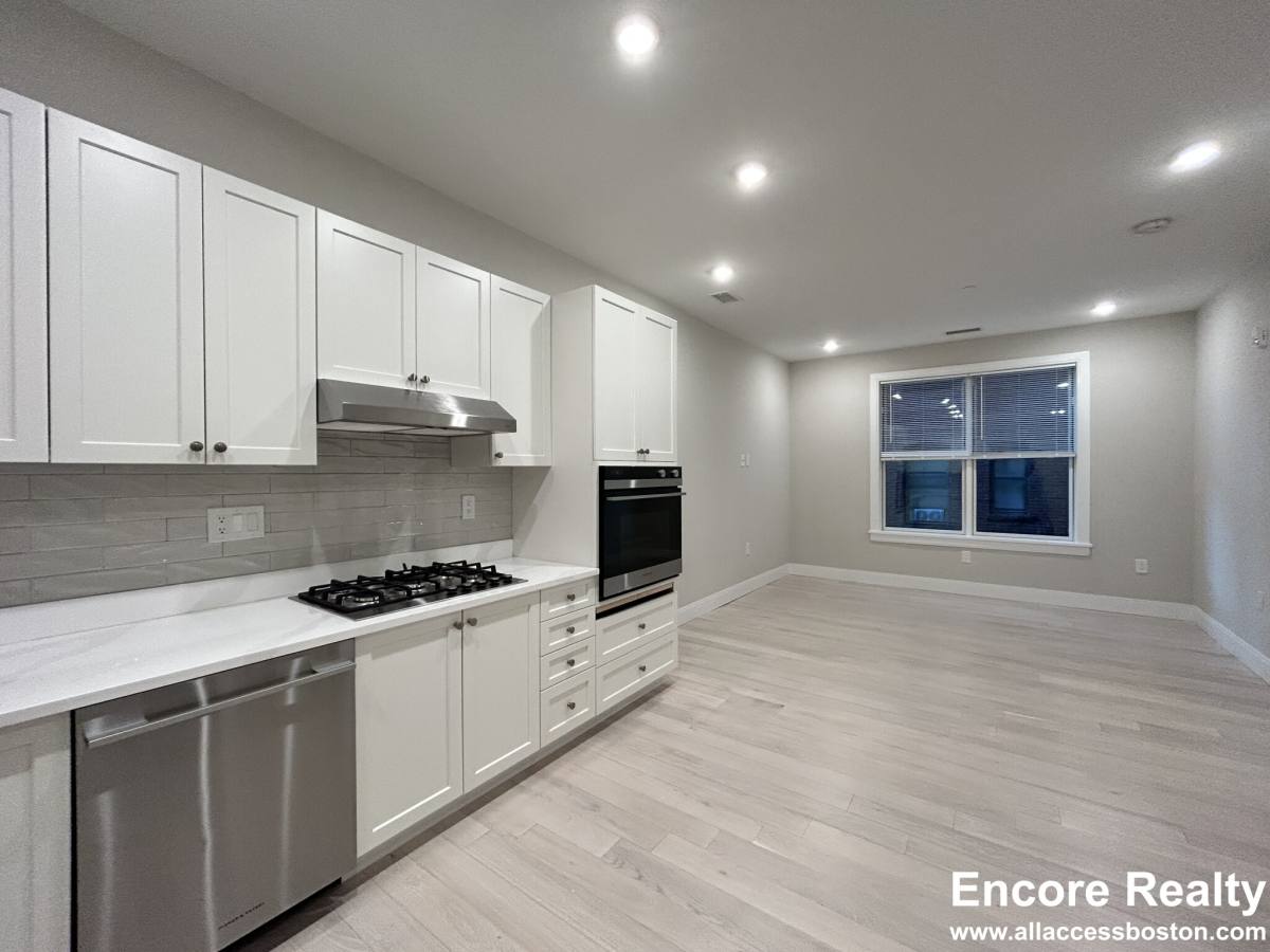Apartment for rent at 197 Green St #202, Jamaica Plain, MA 02130