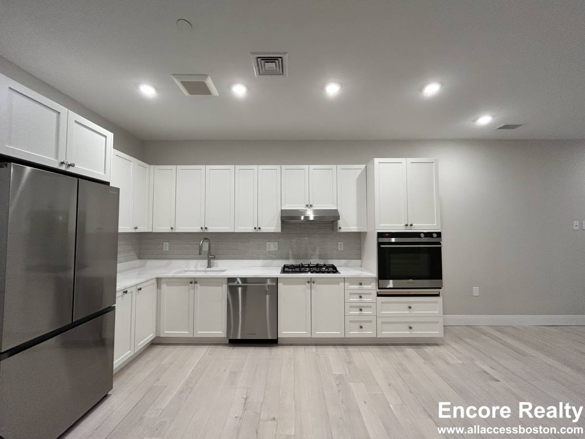 Apartment for rent at 197 Green St #202, Jamaica Plain, MA 02130