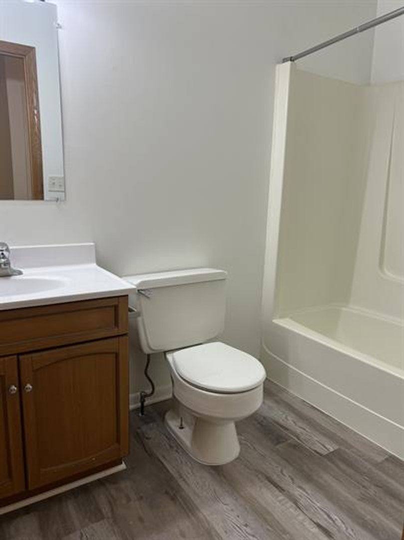Apartment for rent at 1694 Molitor Rd, Aurora, IL 60505