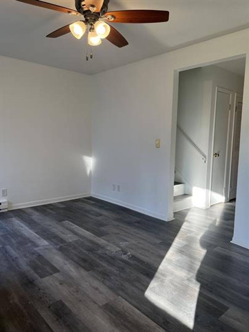 Apartment for rent at 1694 Molitor Rd, Aurora, IL 60505