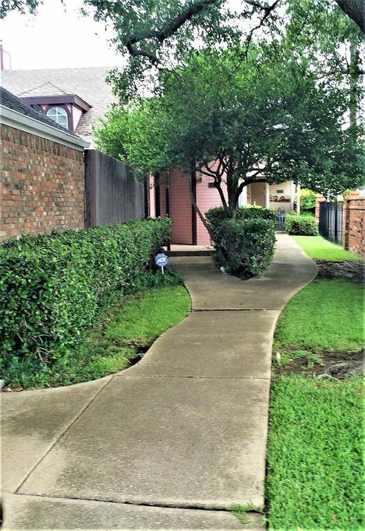 Apartment for rent at 3147 Royal Gable Dr, Dallas, TX 75229