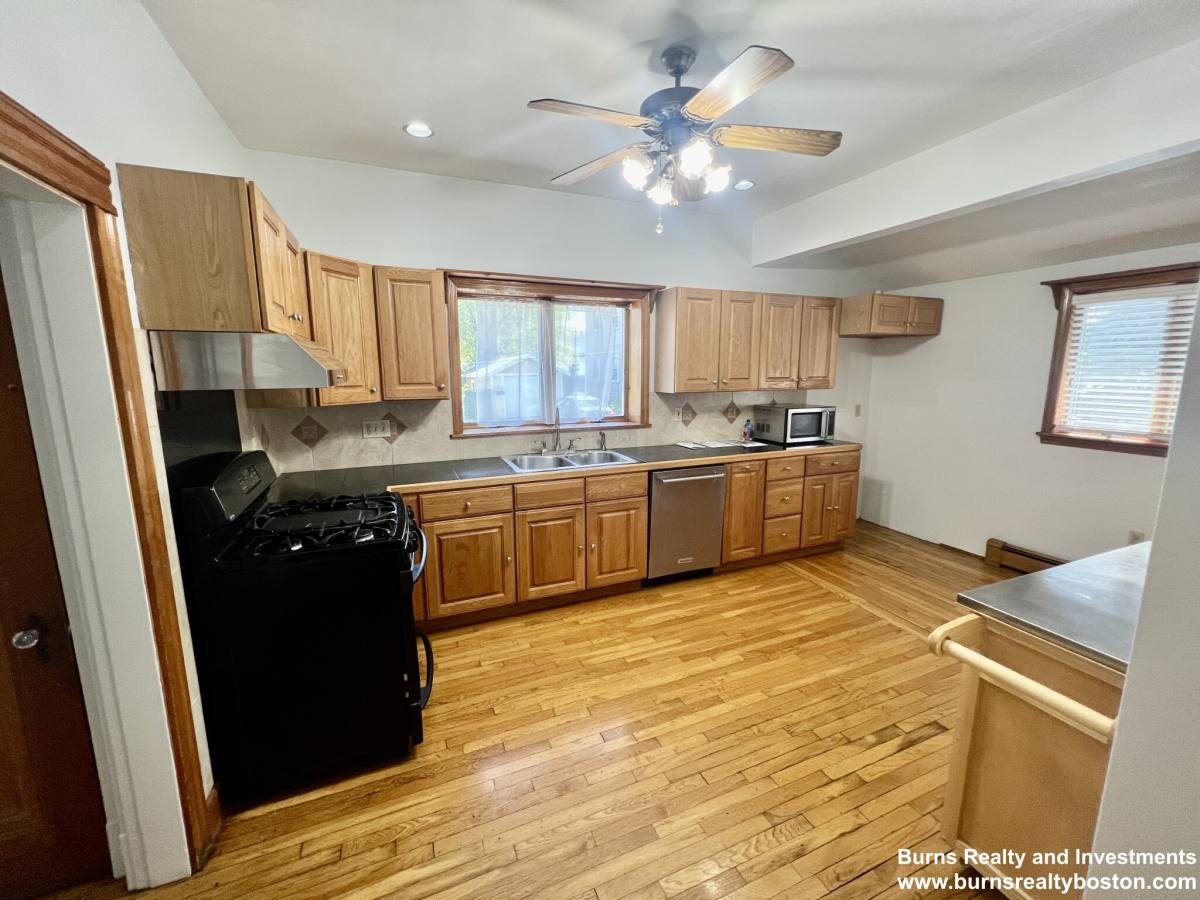 Apartment for rent at 616 Adams St, Quincy, MA 02169