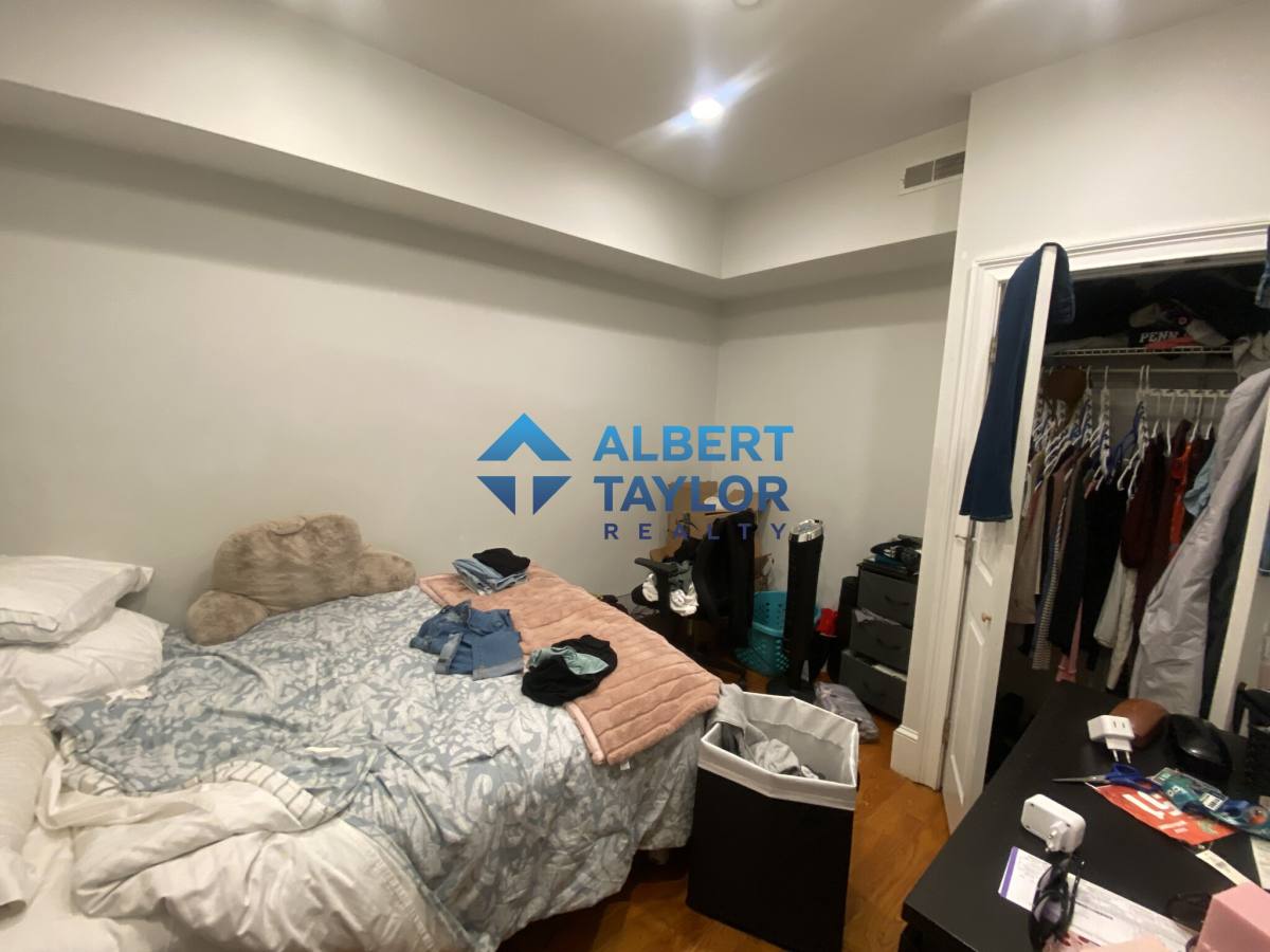 Apartment for rent at 1089 Beacon St #1, Brookline, MA 02446