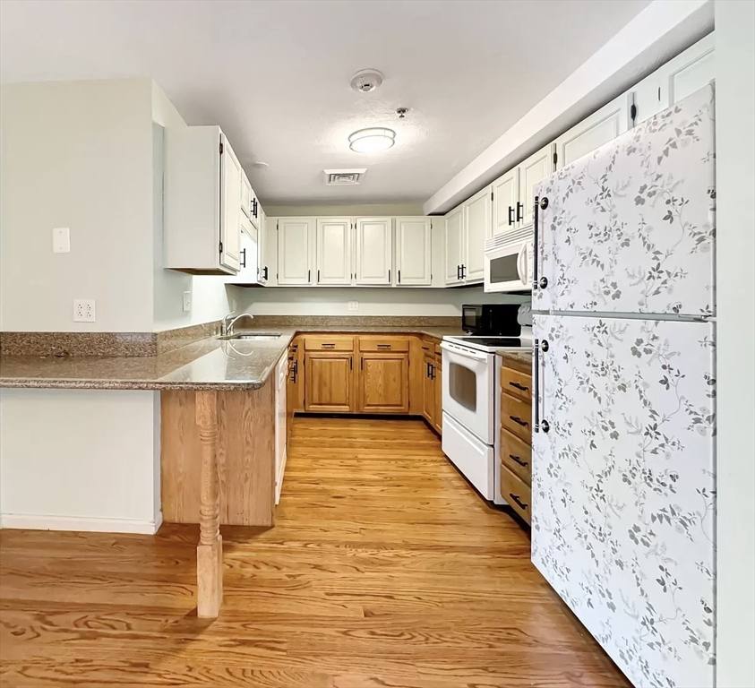 Apartment for rent at 39 Parlin St #404, Everett, MA 02149