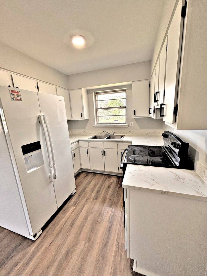 House for rent at 102 Elm Court NE, Decatur, AL 35601
